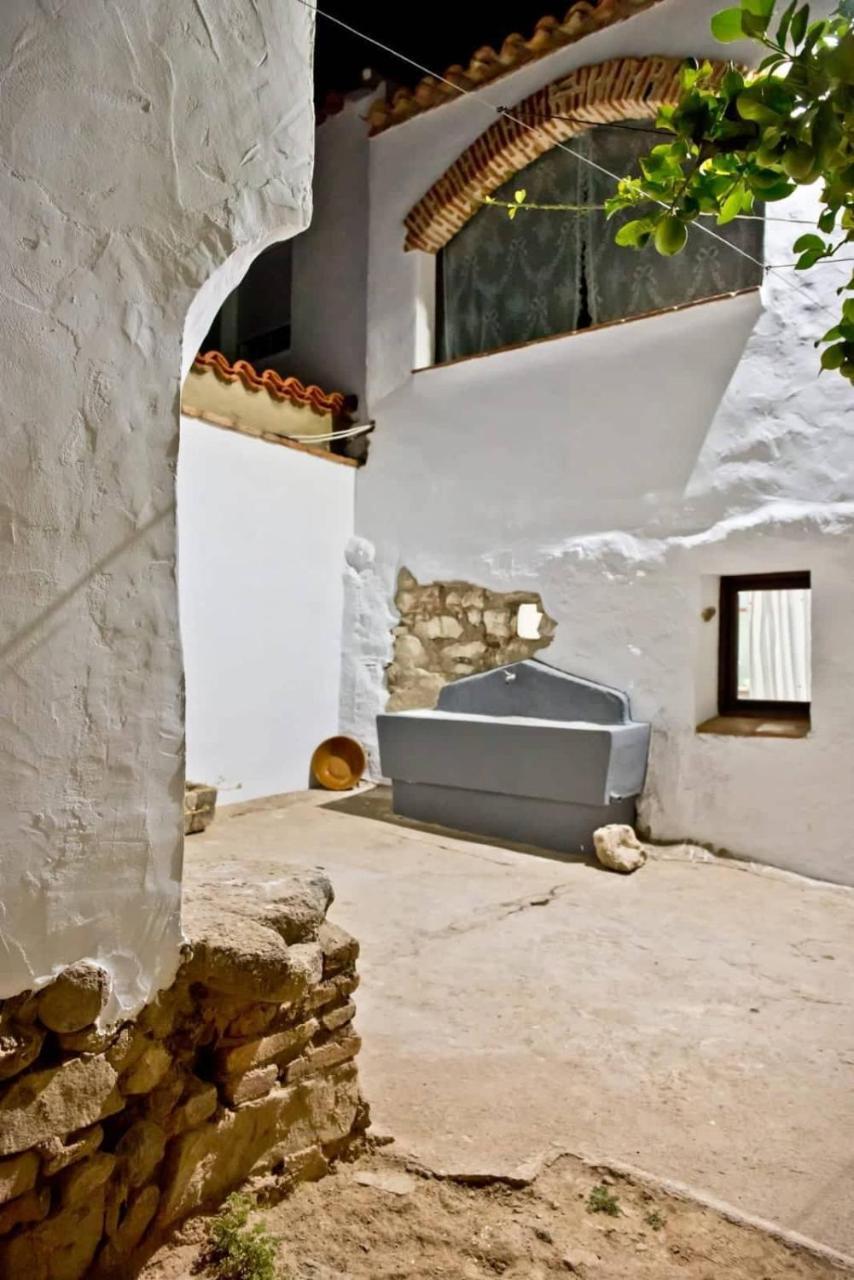 Medina de las Torres La Posada מראה חיצוני תמונה